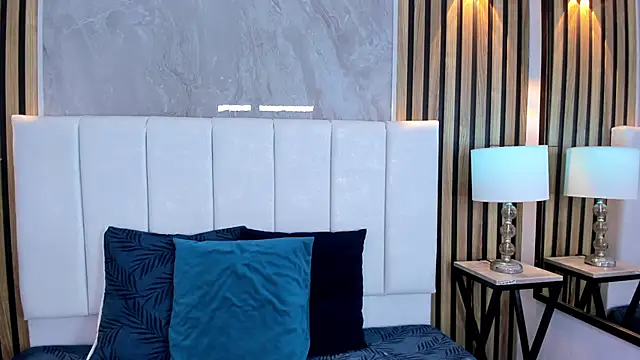 Carlotta de velour online show from November 25, 2025, 1:05 am