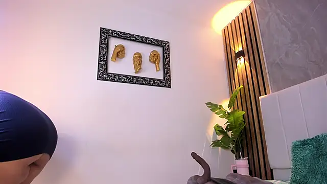 Snapshot of Carlotta_de_velour chatting on May 3, 2026, 3:45 am Carlotta de velour online show from May 3, 2026, 3:45 am