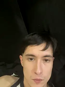 Mauriciolezcar online show from November 7, 2025, 2:33 am