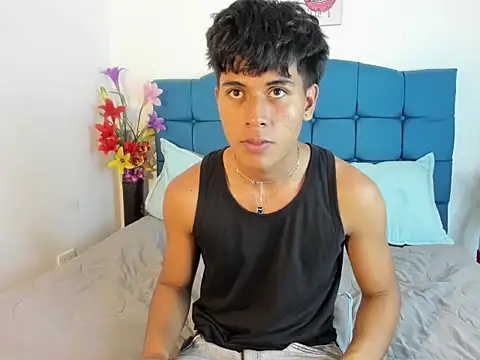 Valentino Lane online show from January 13, 2026, 2:28 am