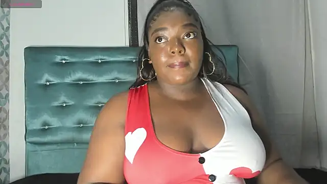 Snapshot of Tamaramilleer chatting on March 17, 2026, 3:44 am Tamaramilleer online show from March 17, 2026, 3:44 am