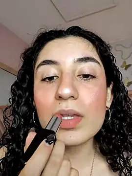 Snapshot of DemiJones_ chatting on November 16, 2025, 4:18 am DemiJones online show from November 16, 2025, 4:18 am