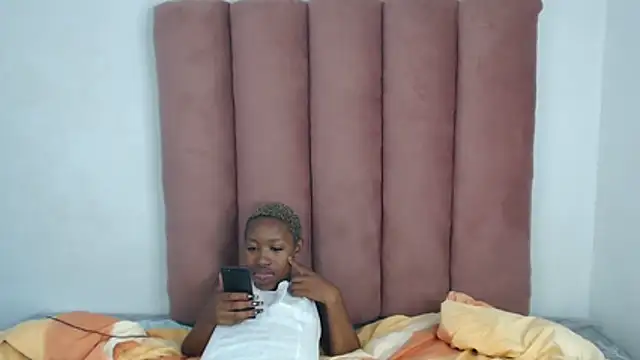 ScorpioBlue  online show from February 3, 2026, 1:38 pm