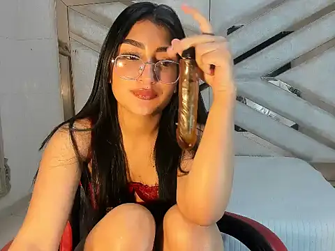 Snapshot of HannaLis chatting on November 6, 2025, 9:32 am HannaLis online show from November 6, 2025, 9:32 am