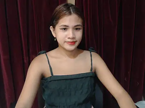 Snapshot of Rema_thebigcock chatting on April 30, 2026, 5:14 am Rema thebigcock online show from April 30, 2026, 5:14 am