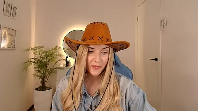  Mi1a  online show from November 10, 2025, 5:28 am