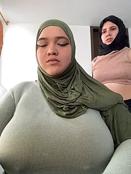 sweetmuslim01 online show from December 15, 2025, 4:00 pm