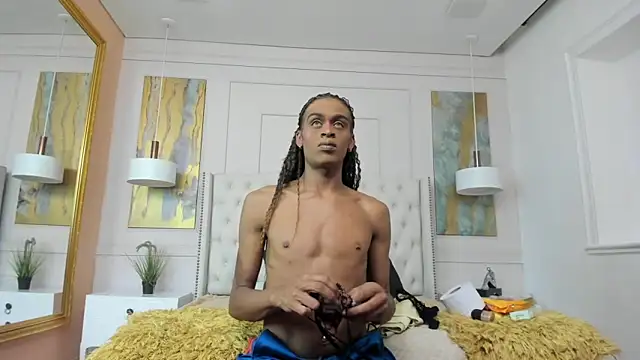 RosaliaMontero online show from December 16, 2025, 9:20 pm