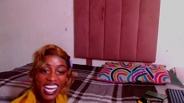 Nikistickyxx25 online show from May 8, 2026, 3:12 am