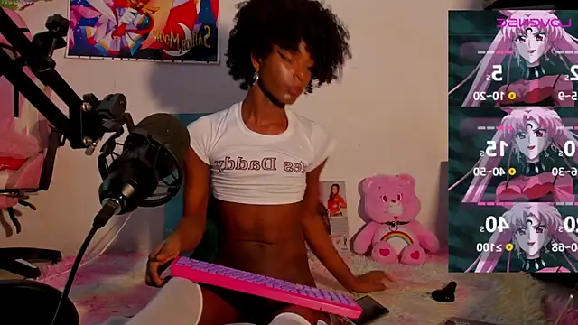 Snapshot of Goddess__Effy chatting on November 28, 2025, 6:38 am Goddess Effy online show from November 28, 2025, 6:38 am