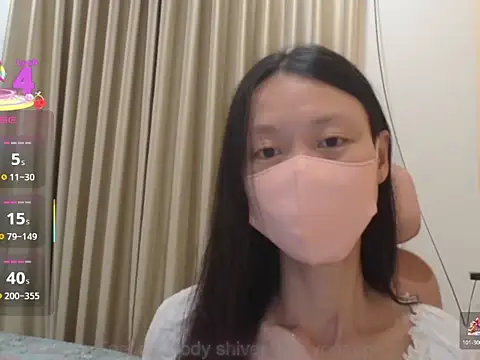 Snapshot of Lil-Cherries chatting on November 9, 2025, 3:54 pm Lil-Cherries online show from November 9, 2025, 3:54 pm