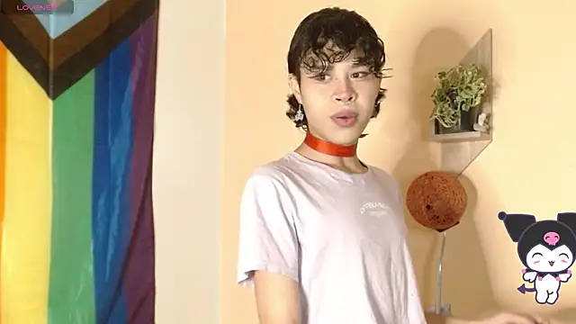 nicolai a online show from November 11, 2025, 1:33 pm