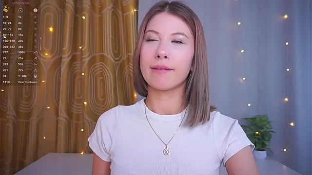 YvonneBou online show from January 7, 2026, 7:16 pm