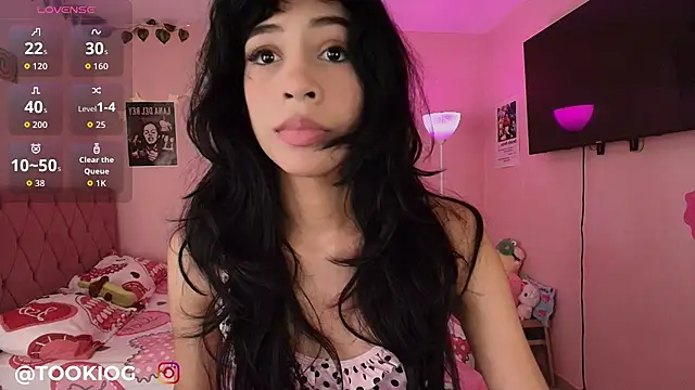 TOOKIOG  online show from June 4, 2026, 6:36 pm