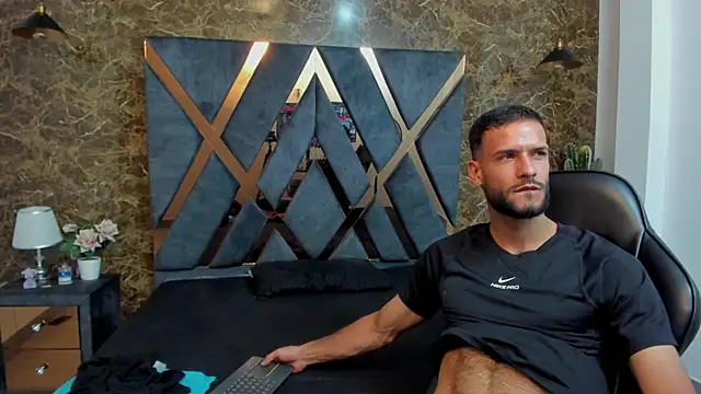 Snapshot of Jacob_Benelli chatting on February 13, 2026, 11:34 pm Jacob Benelli online show from February 13, 2026, 11:34 pm