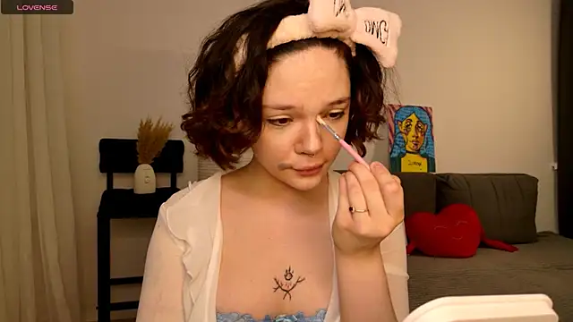 Snapshot of Sweety_cheeky chatting on February 10, 2026, 3:32 am Sweety cheeky online show from February 10, 2026, 3:32 am