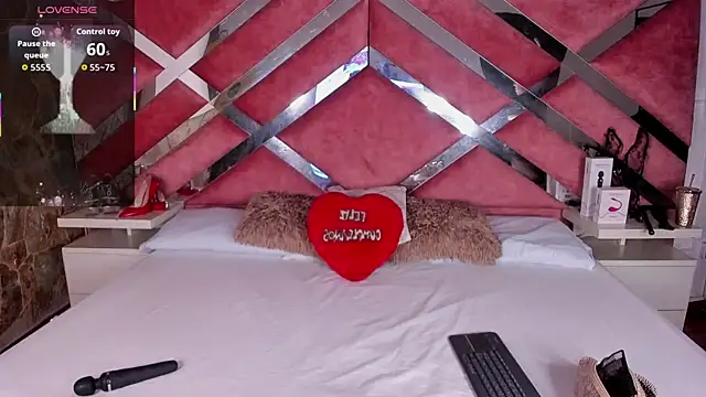 Lily Queen30 online show from January 11, 2026, 8:36 pm