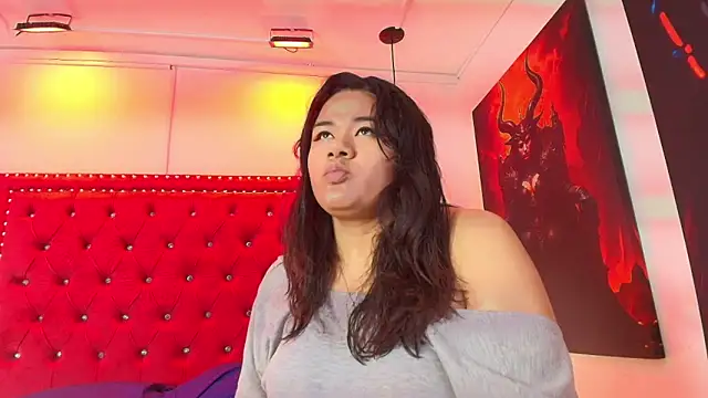 Bella donnaS online show from November 18, 2025, 3:23 am