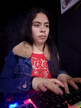 emilygrooe online show from February 20, 2026, 12:07 am