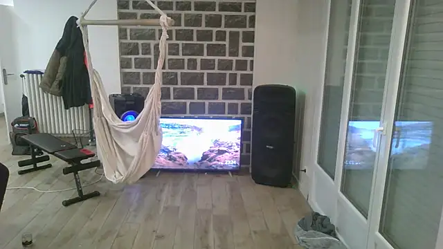 samia42 online show from December 15, 2025, 10:25 pm