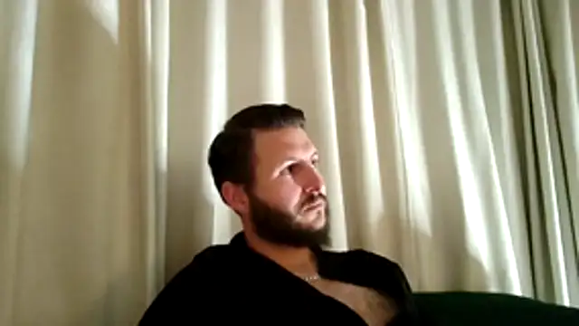 Dragonite2626 online show from November 12, 2025, 11:03 pm