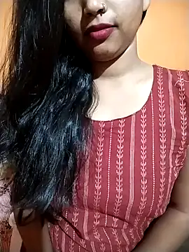 Sexy Divya   online show from March 3, 2026, 6:19 am