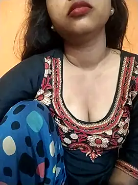 Sexy Divya   online show from April 22, 2026, 12:24 am