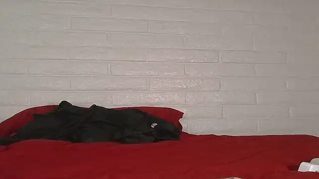 nikkibae33 online show from March 7, 2026, 10:40 pm