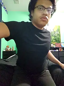 Snapshot of Crypticfreak50 chatting on November 9, 2025, 12:42 am Crypticfreak50 online show from November 9, 2025, 12:42 am