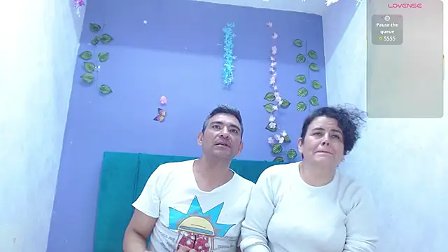 avictoriacruzcm online show from November 8, 2025, 6:46 am