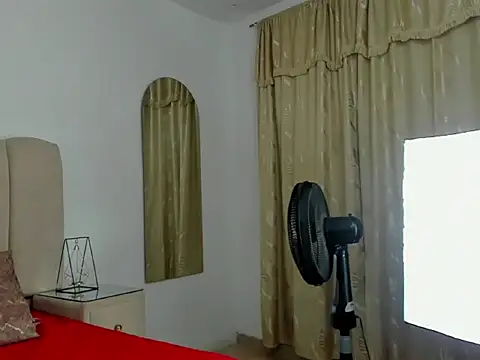 ShanellDiaz  online show from January 10, 2026, 2:24 am