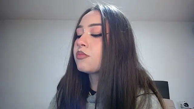  Pariiss online show from March 13, 2026, 8:04 pm