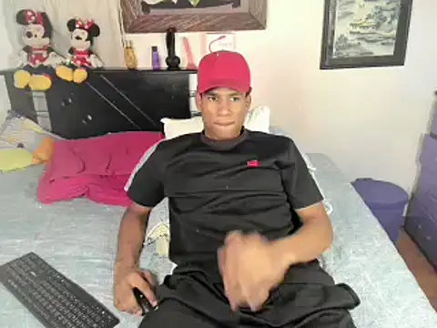 Snapshot of JUANBIGCOCK21CM chatting on November 13, 2025, 8:08 pm JUANBIGCOCK21CM online show from November 13, 2025, 8:08 pm