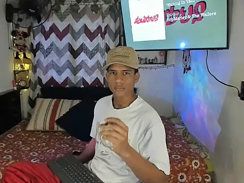 JUANBIGCOCK21CM online show from June 5, 2026, 4:35 pm