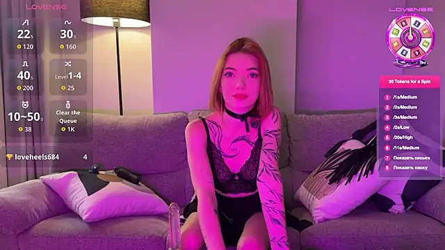 LinaaVelle online show from March 6, 2026, 12:29 am