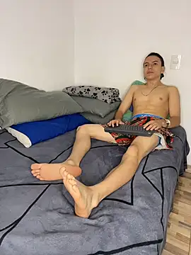 Snapshot of Master_massimo2_0 chatting on November 7, 2025, 11:27 pm Master massimo2 0 online show from November 7, 2025, 11:27 pm