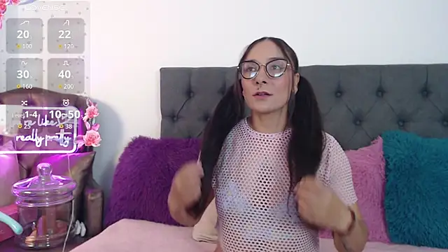 maripa0  69 online show from March 16, 2026, 10:36 pm