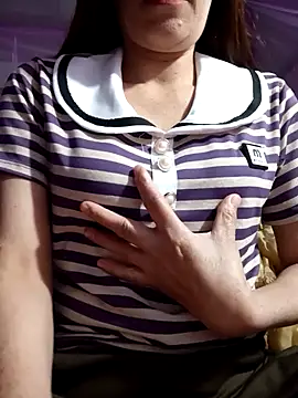 Hini68 online show from November 21, 2025, 2:27 pm