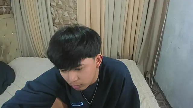 babygurlsweetcock online show from April 14, 2026, 5:08 pm