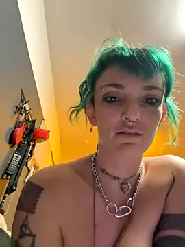 misslovesick online show from November 8, 2025, 12:38 pm