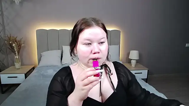 EvaNova  online show from November 28, 2025, 4:26 am