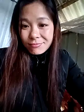 Lyla john online show from February 3, 2026, 1:26 am