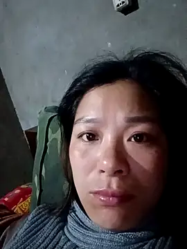 Lyla john online show from February 10, 2026, 1:43 am