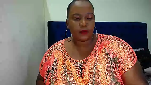 Snapshot of BMWWWXXX chatting on February 13, 2026, 4:36 pm BMWWWXXX online show from February 13, 2026, 4:36 pm