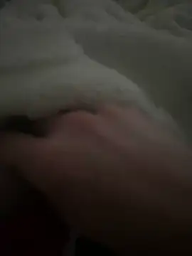 groschibre40100 online show from April 16, 2026, 6:47 am