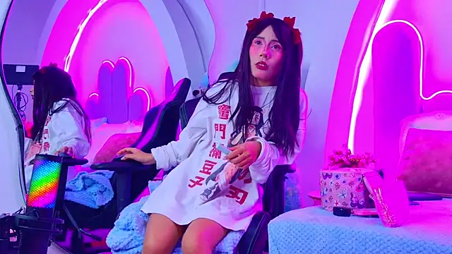 BunnySexyy18 online show from June 5, 2026, 3:24 am