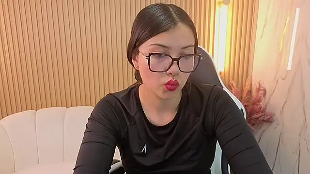 Snapshot of venus_velvet_tp chatting on December 1, 2025, 7:41 pm venus velvet tp online show from December 1, 2025, 7:41 pm