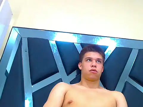 Liam York  online show from January 14, 2026, 11:49 am