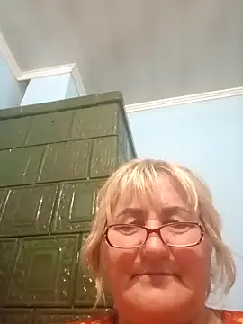 Snapshot of MilaTamila456 chatting on November 15, 2025, 4:03 pm MilaTamila456 online show from November 15, 2025, 4:03 pm