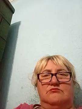 Snapshot of MilaTamila456 chatting on November 17, 2025, 5:41 pm MilaTamila456 online show from November 17, 2025, 5:41 pm